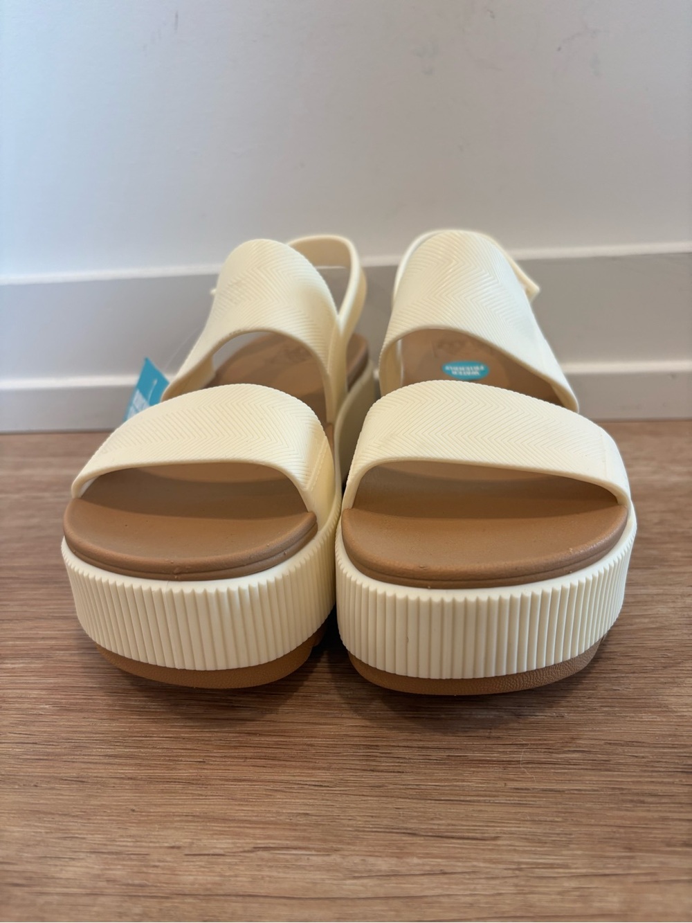 NWT REEF Water Vista Higher Women's Sandals - Cloud Cream Ivory Water Platform 6 - Picture 4 of 11